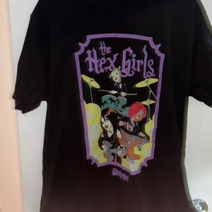 A scooby do shirt